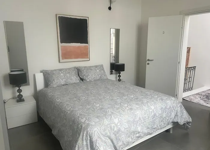 Entire House Near Valletta - 3 Double Bedrooms With Aircons - Perfect For Adults Families & Friend Groups - Wifi-Parking-Non-Sharing