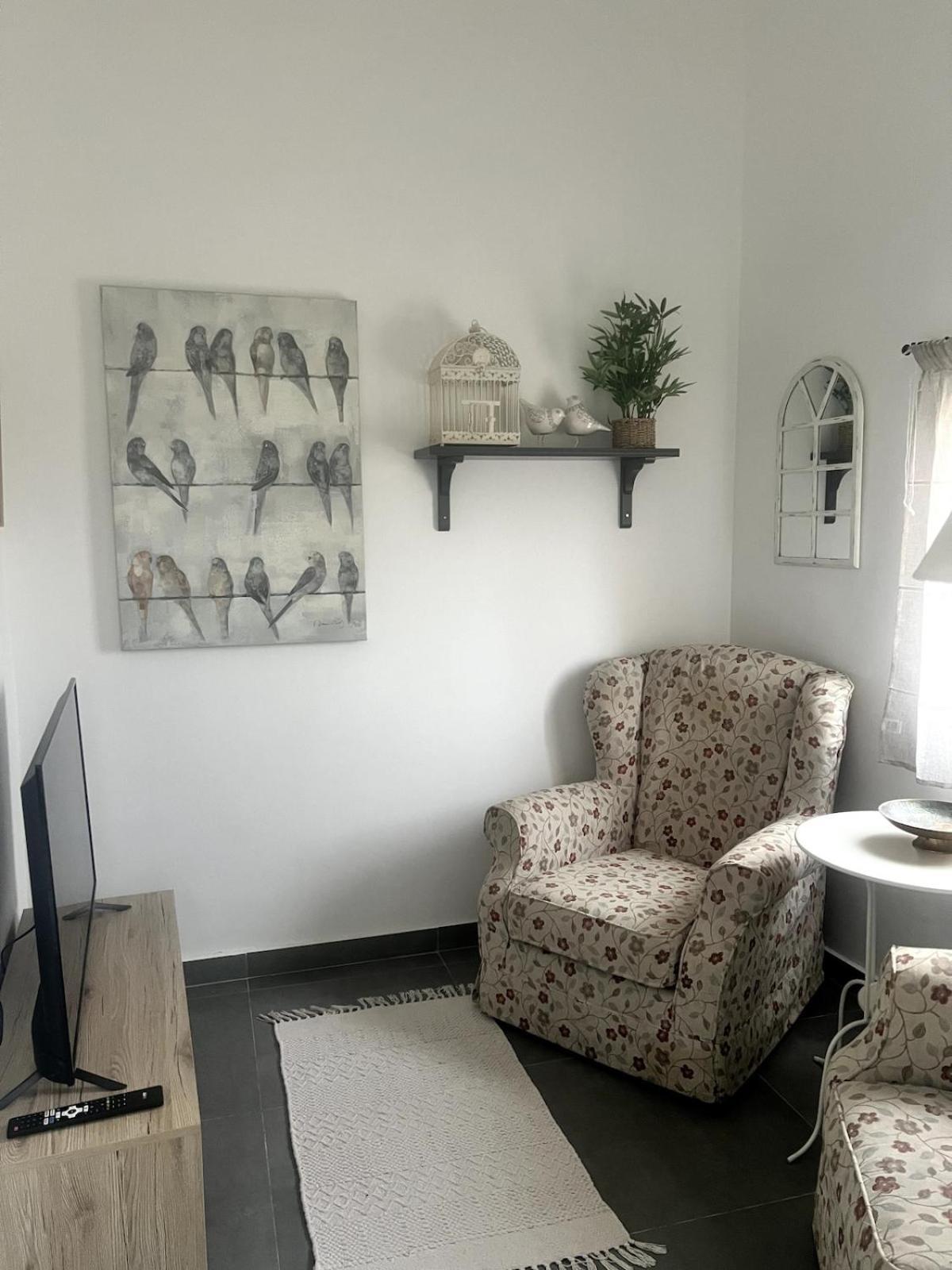 Holiday home Entire House Near Valletta - 3 Double Bedrooms With Aircons - Perfect For Adults Families & Friend Groups - Wifi-parking-non-sharing