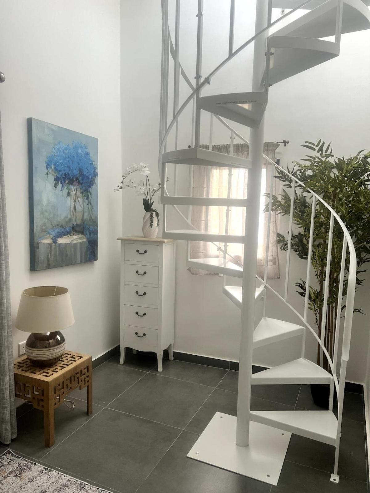 Entire House Near Valletta - 3 Double Bedrooms With Aircons - Perfect For Adults Families & Friend Groups - Wifi-parking-non-sharing * Msida