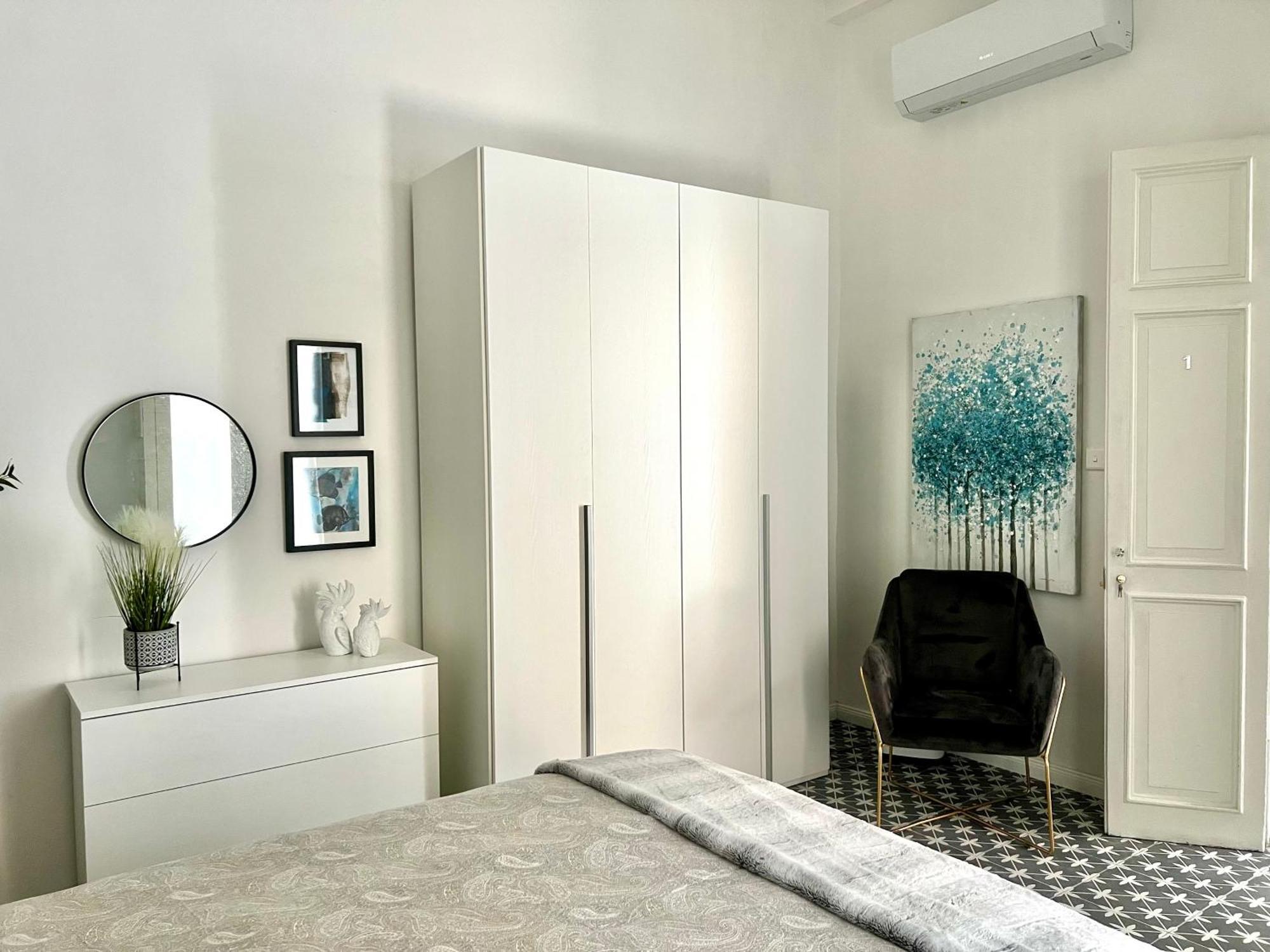 Entire House Near Valletta - 3 Double Bedrooms With Aircons - Perfect For Adults Families & Friend Groups - Wifi-parking-non-sharing Holiday home *