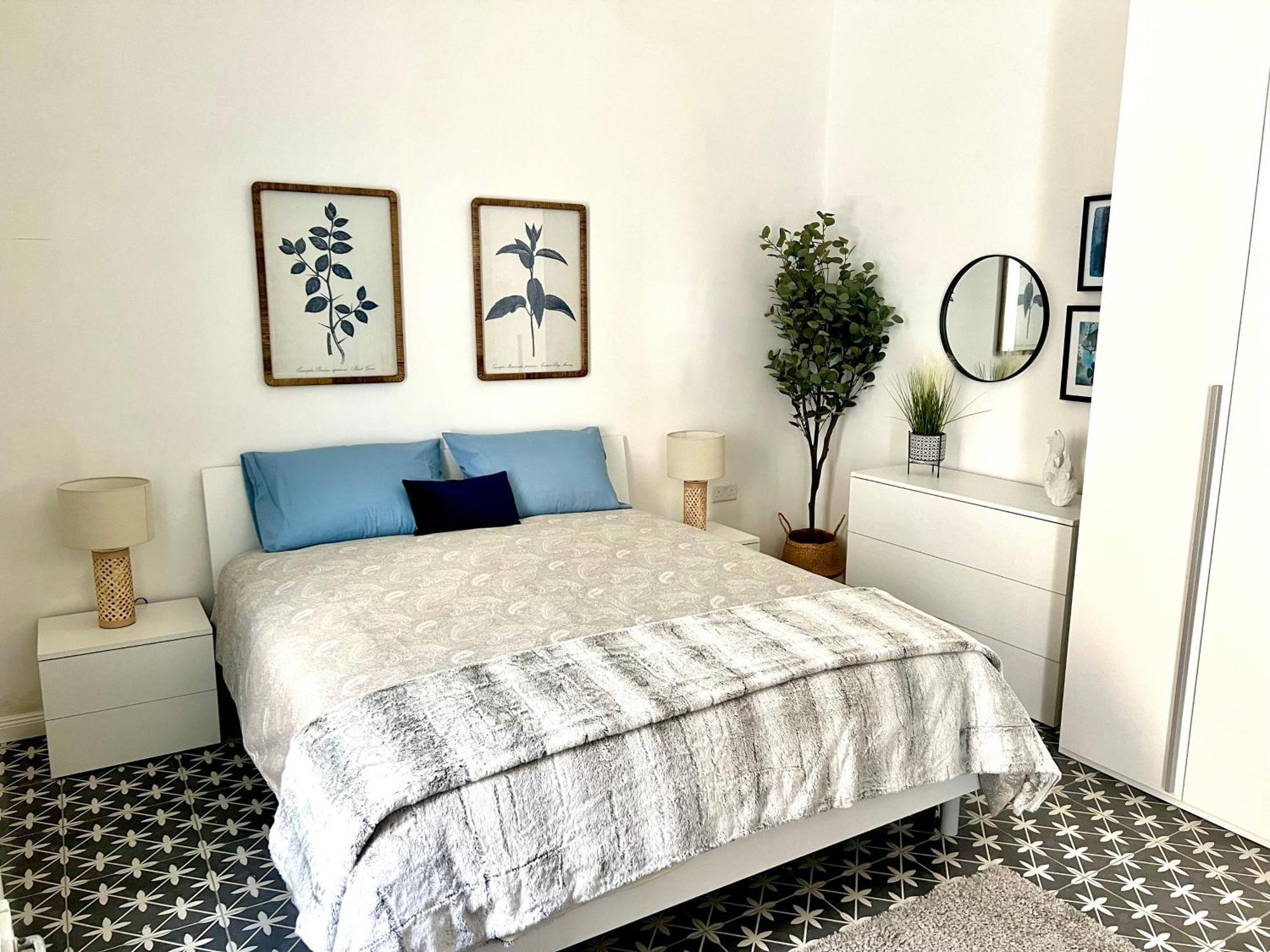 Holiday home Entire House Near Valletta - 3 Double Bedrooms With Aircons - Perfect For Adults Families & Friend Groups - Wifi-parking-non-sharing Msida