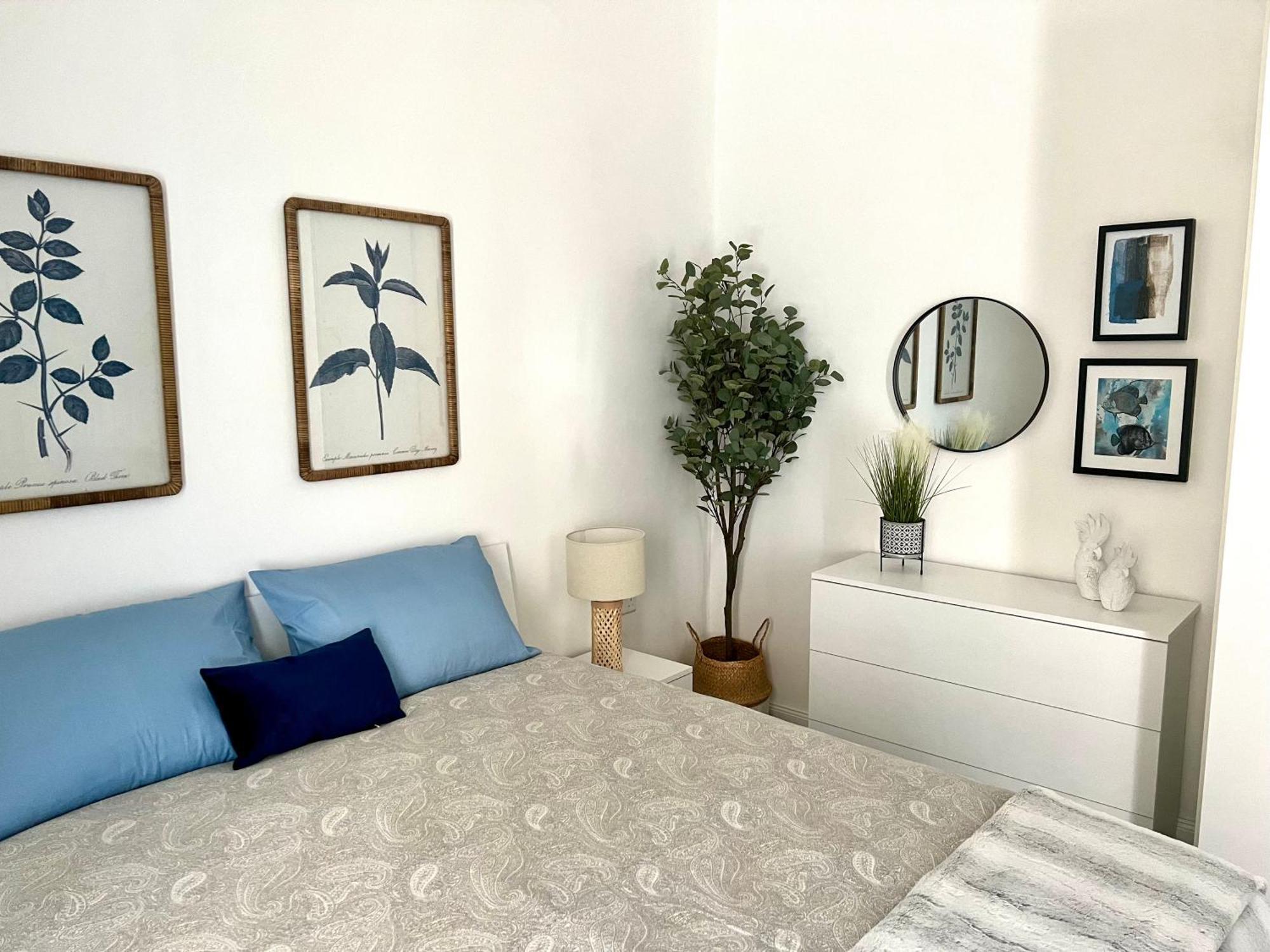 Entire House Near Valletta - 3 Double Bedrooms With Aircons - Perfect For Adults Families & Friend Groups - Wifi-parking-non-sharing * Msida
