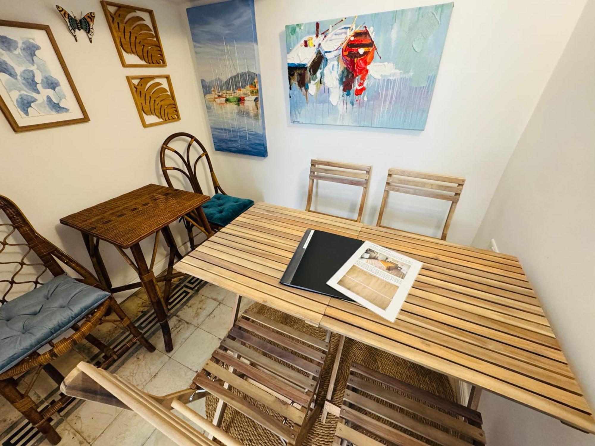 Holiday home Entire House Near Valletta - 3 Double Bedrooms With Aircons - Perfect For Adults Families & Friend Groups - Wifi-parking-non-sharing *